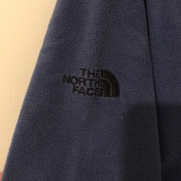North Face quarter zip - Picture 3 of 3